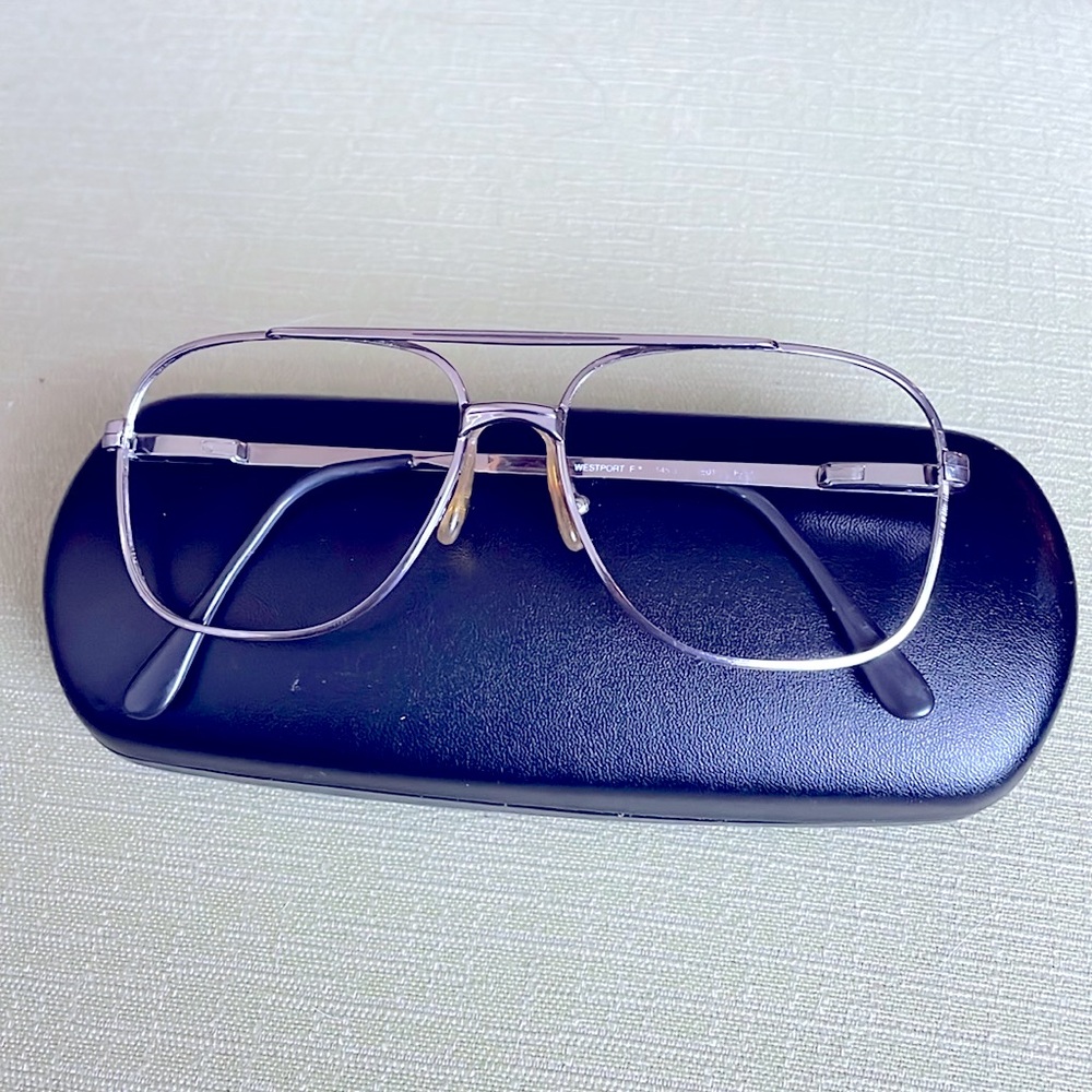 L'Amy Westport Men's RX-Ready Silver Metal Aviator Eyewear Frames & Hard Case